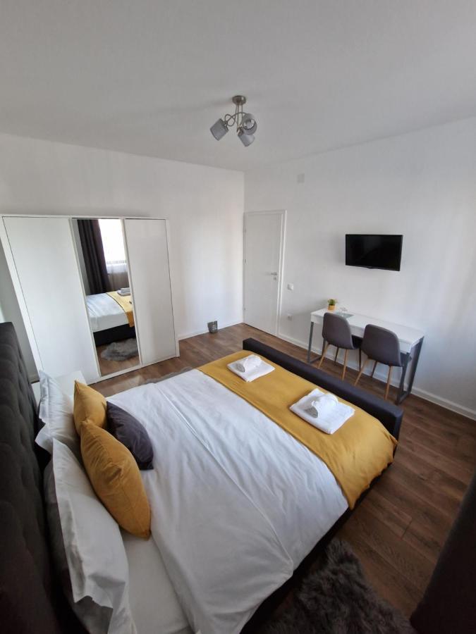 Vic Apartament Drobeta Turnu Severin Exteriör bild